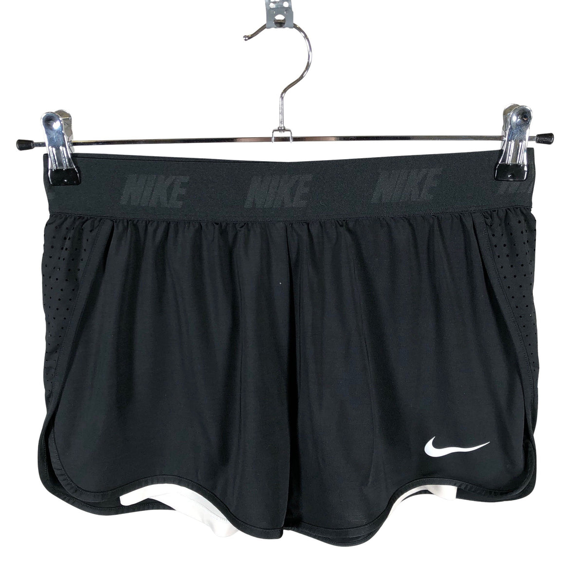 Unisex Nike - Lühikesed spordipüksid, suurus 36 - Must (1)