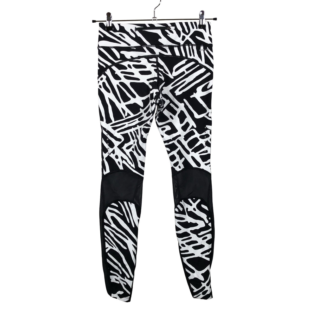 Unisex Nike - Spordiretuusid, suurus 38 - Valge (2)