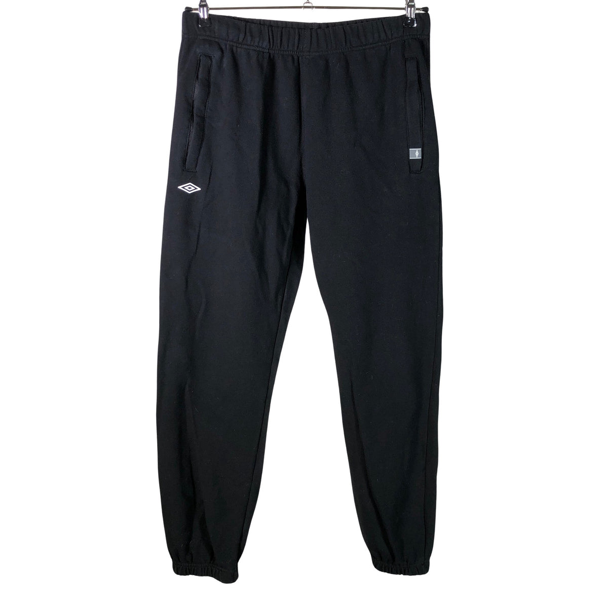 Unisex Umbro - Collegehousut, koko M -  (1)