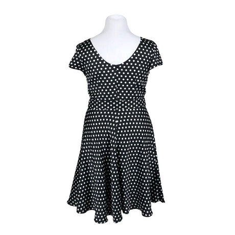 Unisex Bastion - Õhuke kleit, suurus 42 - Must (2)