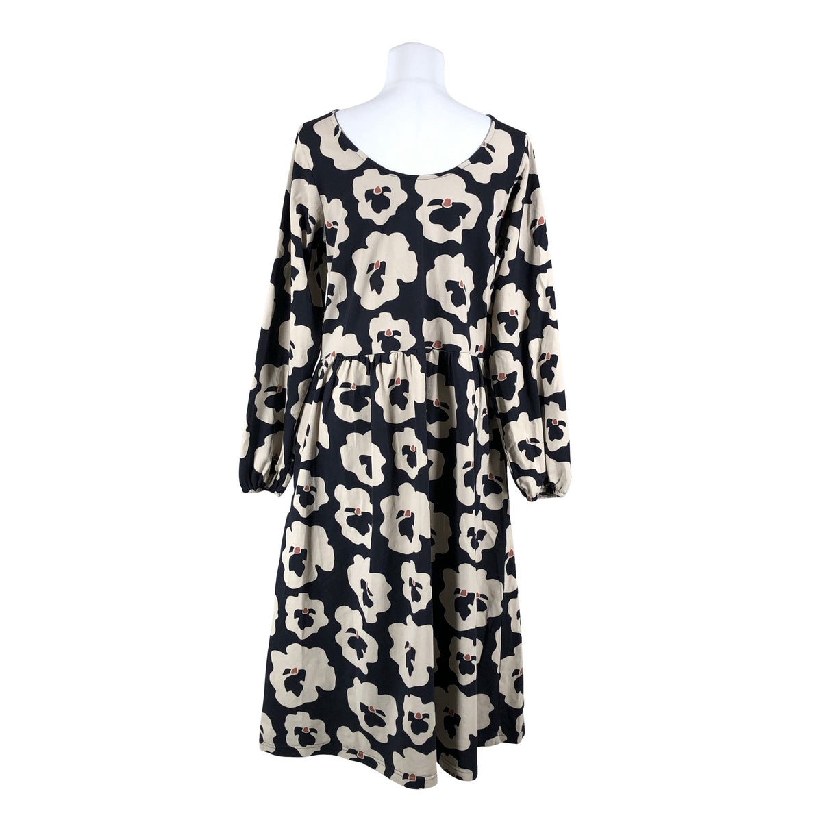 Unisex Mainio - Trikotaažist kleit, suurus 38 - Must (2)