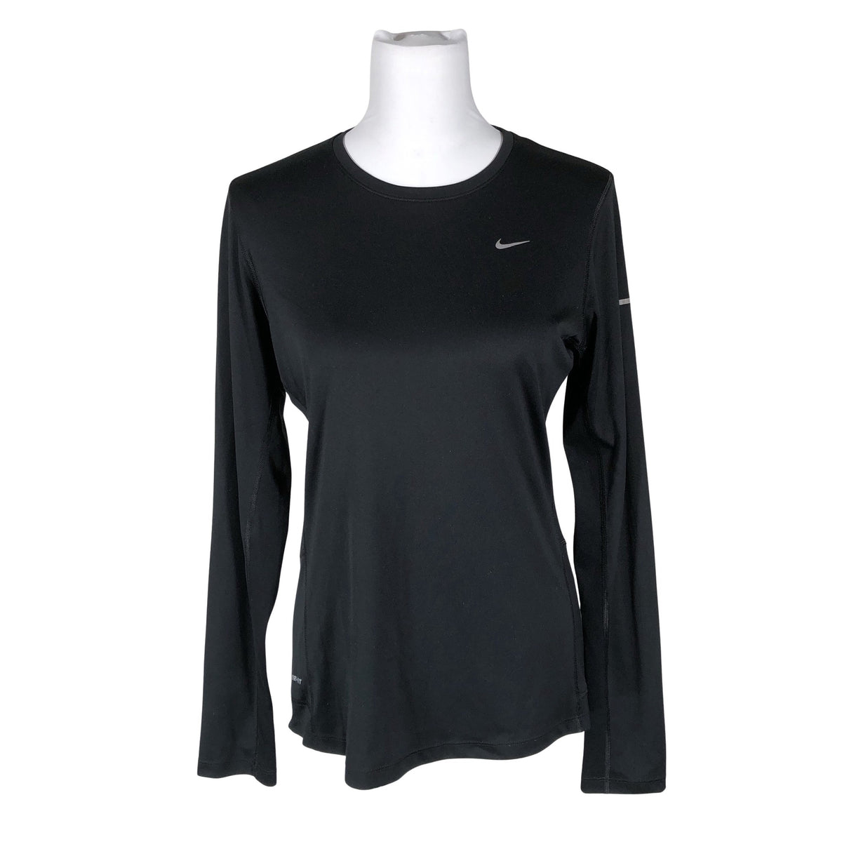 Unisex Nike - Spordisärk, pikad käised, suurus 40 - Must (1)