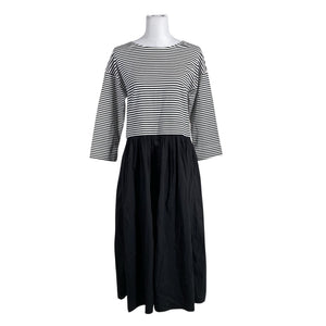 Unisex Kuusama - Trikotaažist kleit, suurus 36 - Valge (1)