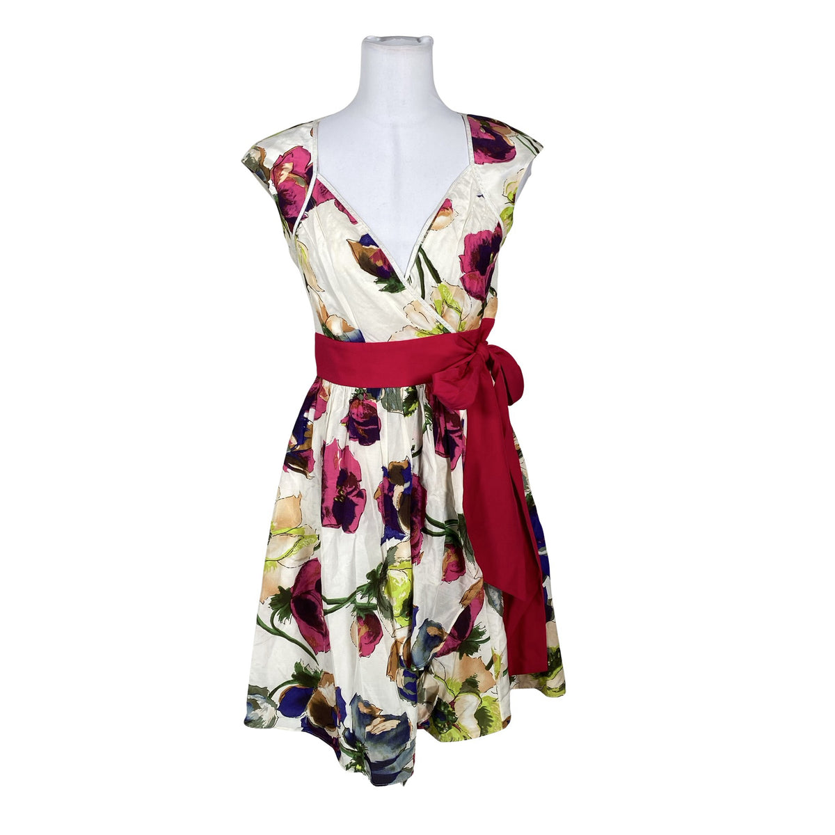 Unisex Ted Baker - Mitteveniv kleit, suurus 38 - Valge (1)
