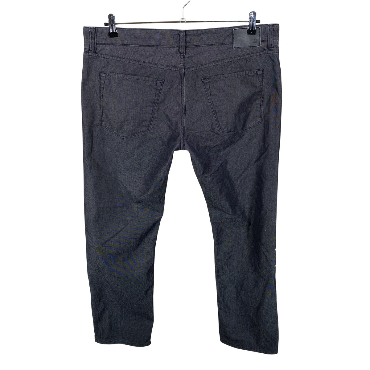 Unisex Hugo Boss - Mittevenivad püksid, suurus W38 - Hall (2)