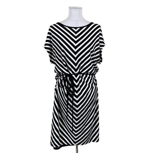 Unisex Street One - Trikotaažist kleit, suurus 44 - Must (1)