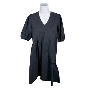 Unisex Culture - Mitteveniv kleit, suurus 40 - Must (1)