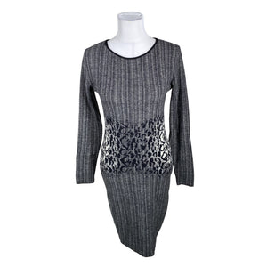 Unisex Hugo Boss - Kootud kleit, suurus 36 - Hall (1)