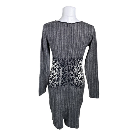 Unisex Hugo Boss - Kootud kleit, suurus 36 - Hall (2)