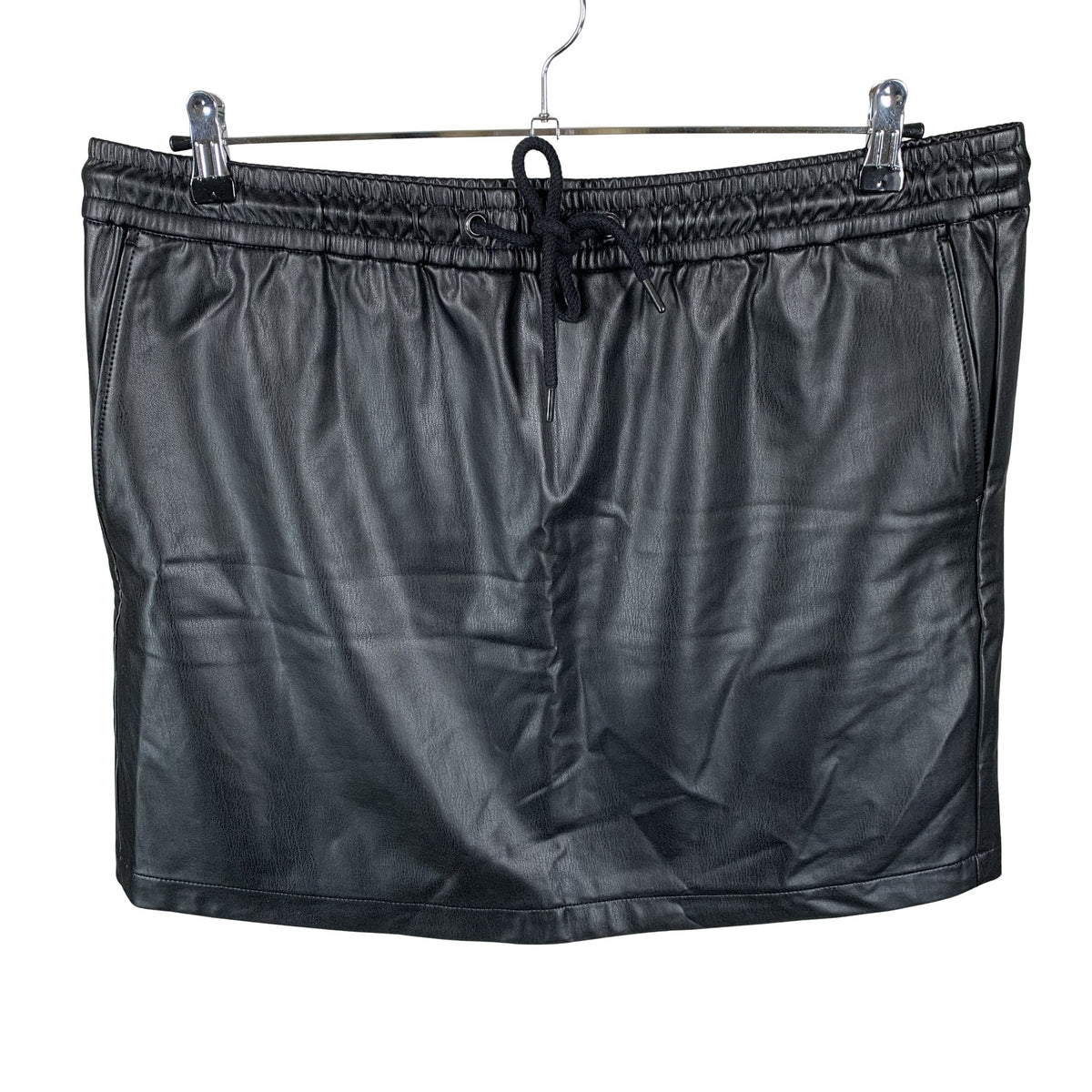 Unisex Esprit - Nahkseelik, suurus 44 - Must (1)